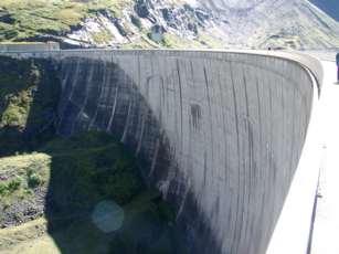 Staumauer Kaprun Stausee